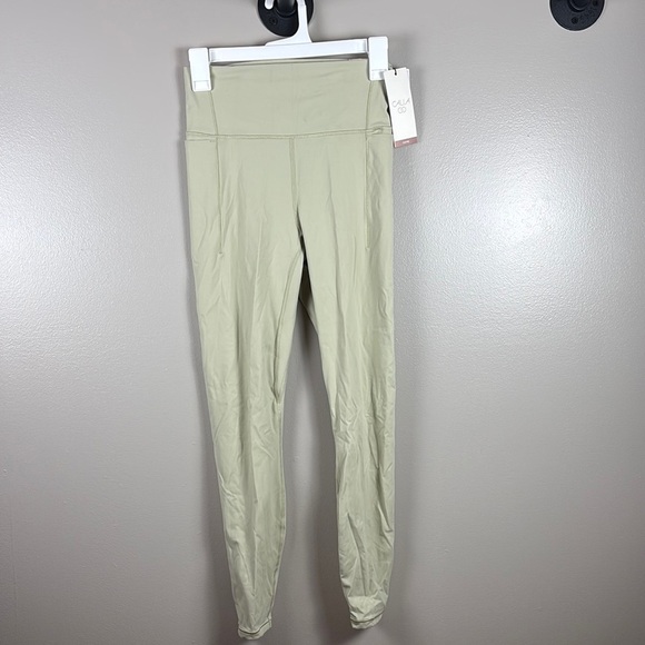 Calia Inspire HR 7/8 Leggings in Soft Green - Picture 1 of 6
